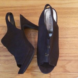 Madden Girl Black slingback heels
